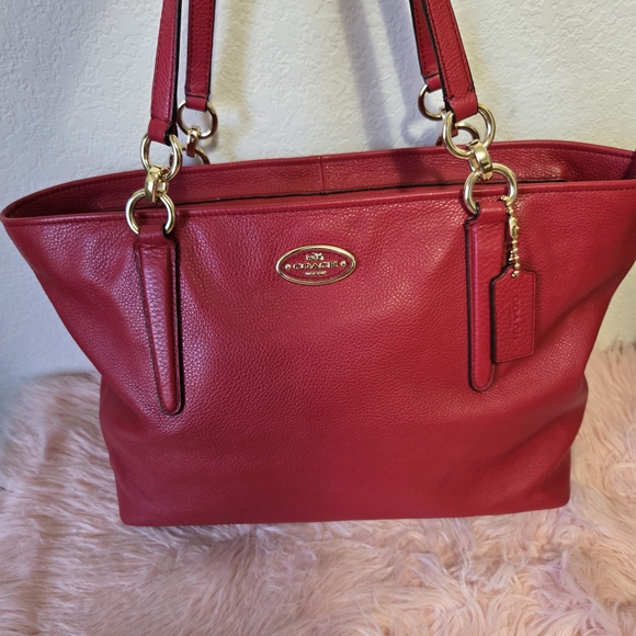 Coach Red Leather Tote Bag - Picture 2 of 11